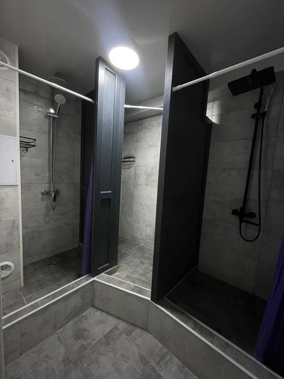 Hostel Nomad 알마티 외부 사진